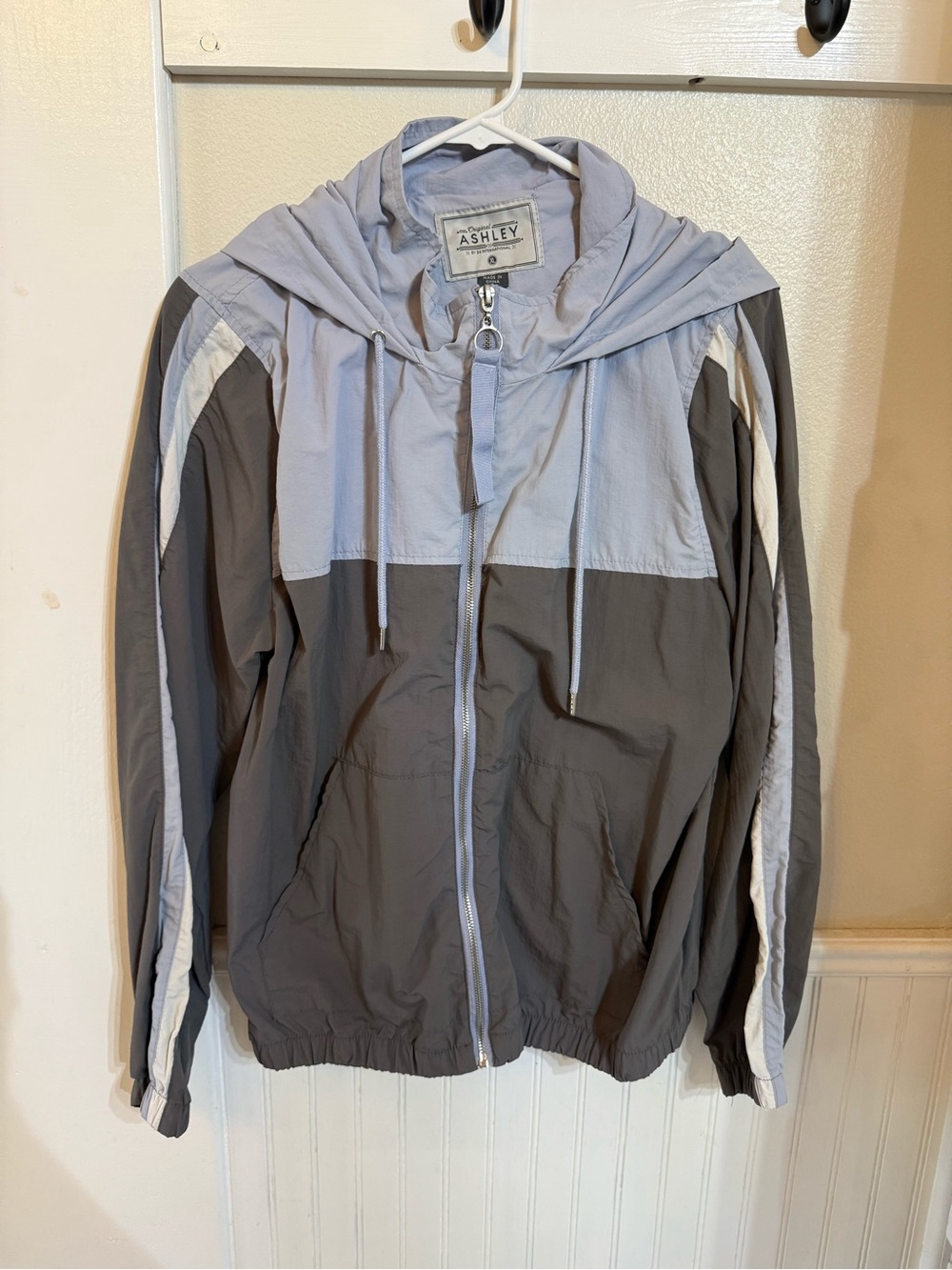 Ashley By 26 International Hooded Colorblock Windbreaker - Light Blue & Gray